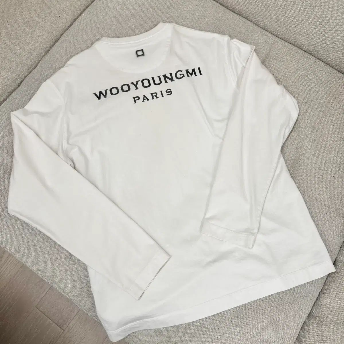 WOOYOUNGMI ウーヨンミ バックロゴ ロングスリーブ 出品 バックロゴ 