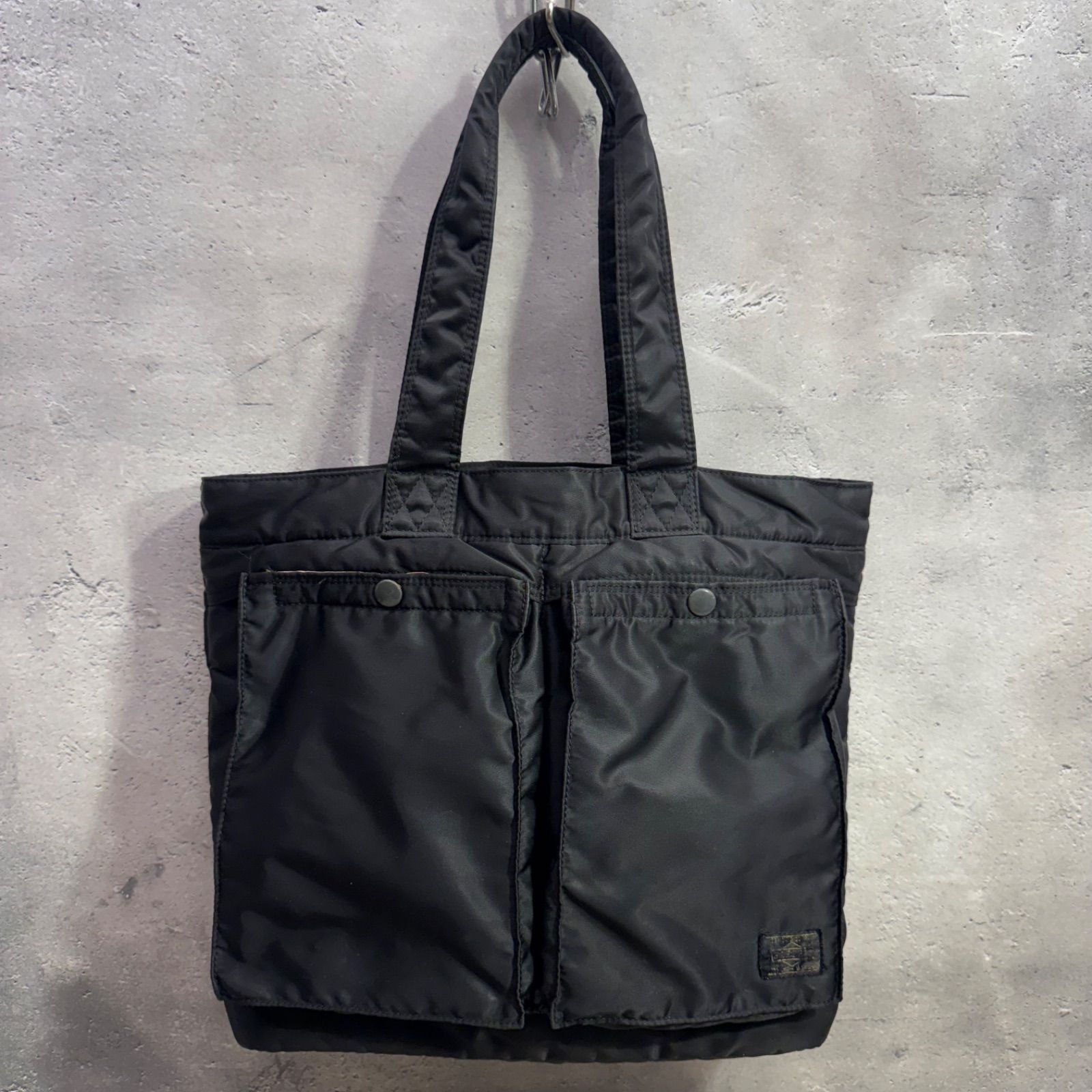 PORTER ブラック ナイロントートバッグ PORTER タンカー トートバッグ ブラック ナイロン メンズ レディース