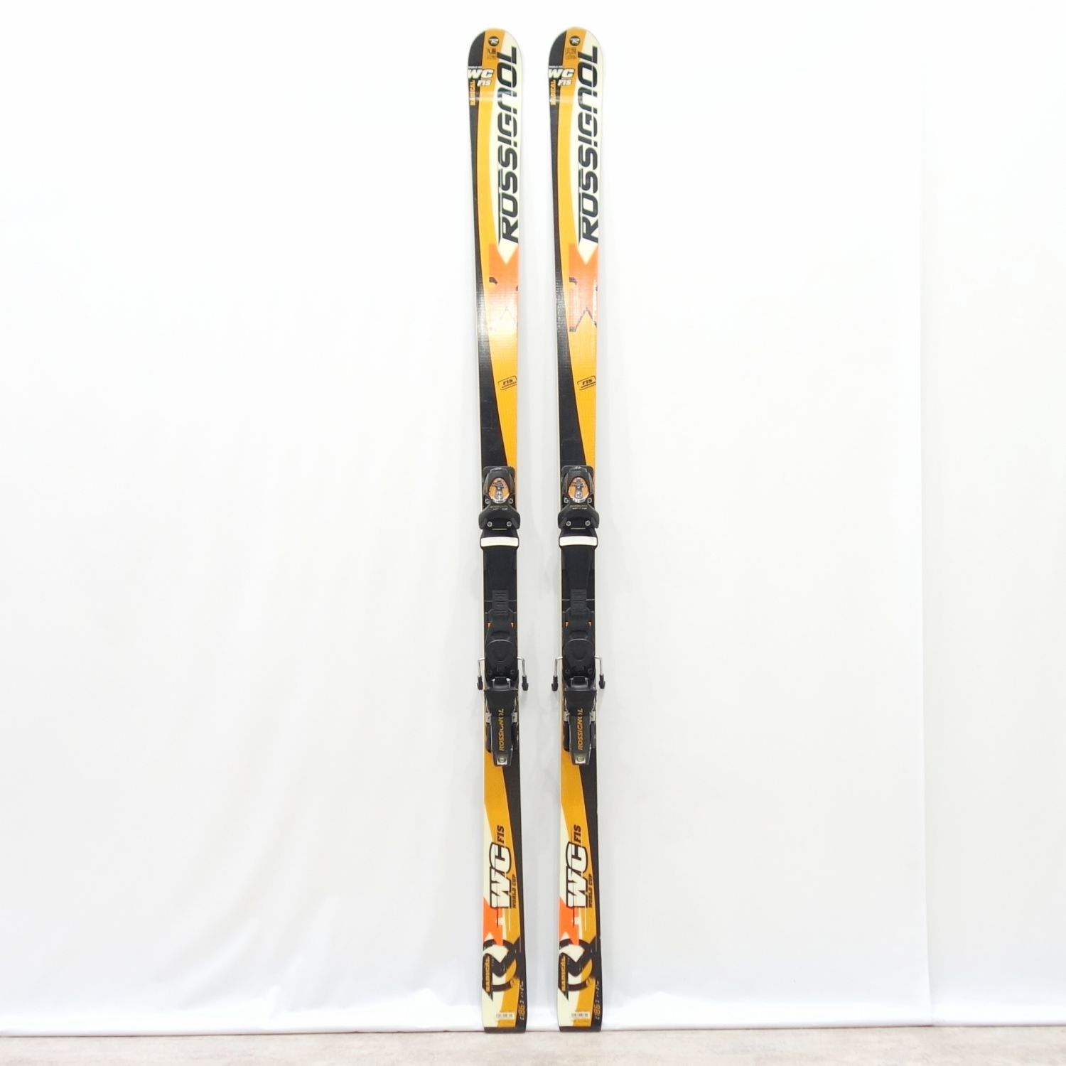 ロシニョール ROSSIGNOL RADICAL WC FIS 186cm ビン - メルカリ ロシニョール ROSSIGNOL RADICAL WC FIS 186cm ビン - メルカリ