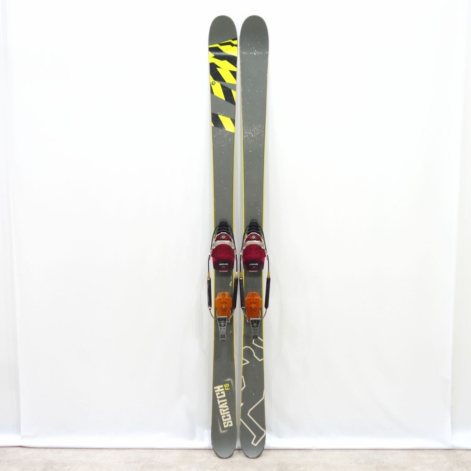 【未使用・未開封】ロシニョール スクラッチ 181cm ロシニョール ROSSIGNOL SCRATCH FS 181cm センター84 - メルカリ