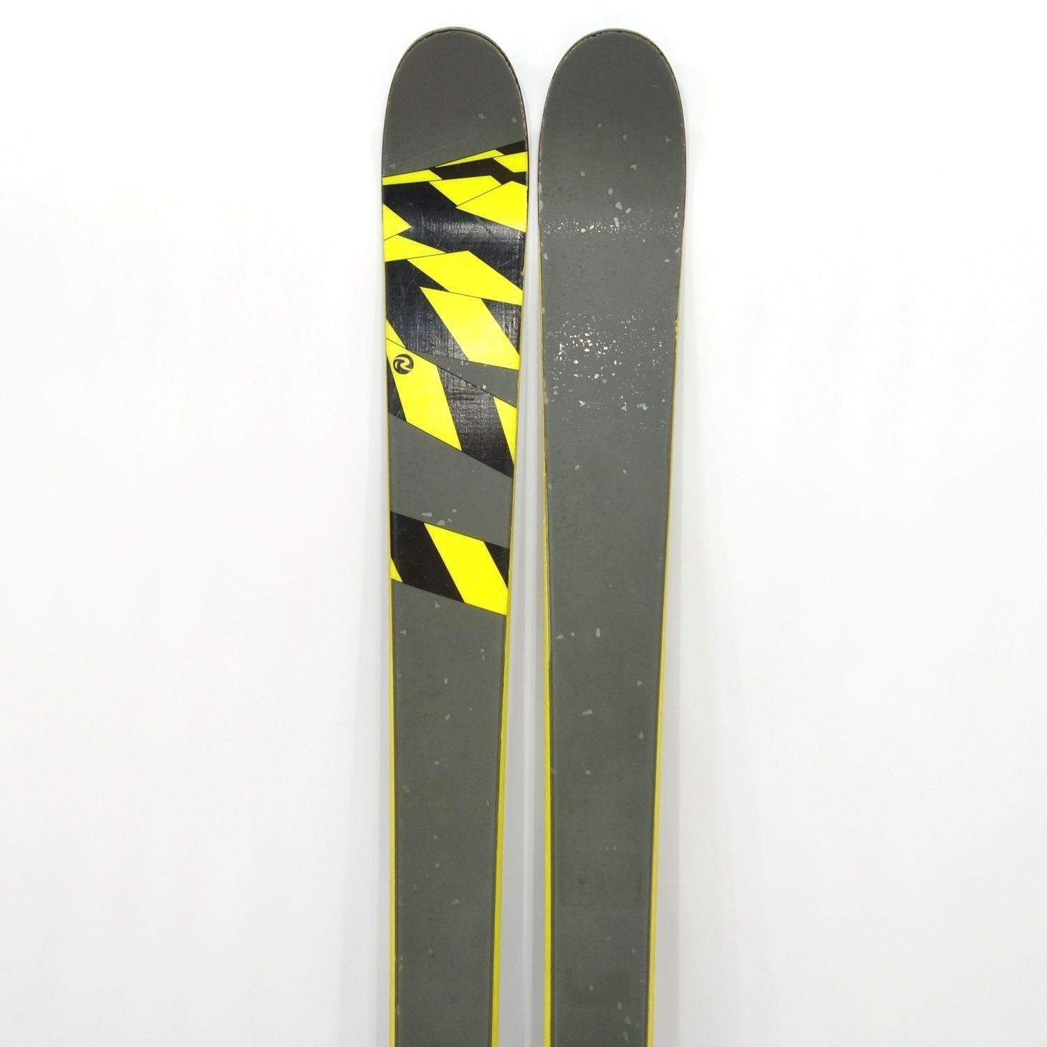 【未使用・未開封】ロシニョール スクラッチ 181cm ロシニョール ROSSIGNOL SCRATCH FS 181cm センター84 - メルカリ