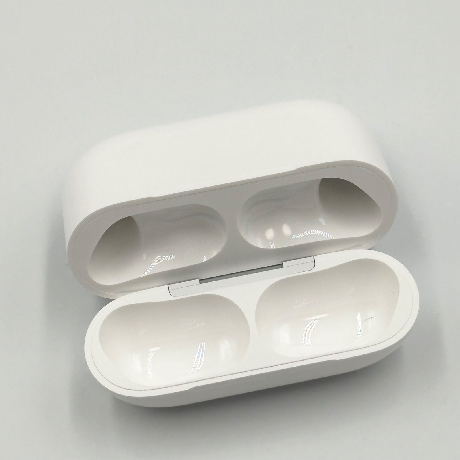 オーディオ機器 AirPods Pro 第3世代 充電ケースのみ 正規品 未使用