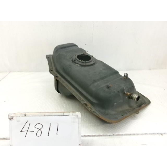 16年 ジムニー TA-JB23W 燃料タンク フューエルタンク 207460 4811