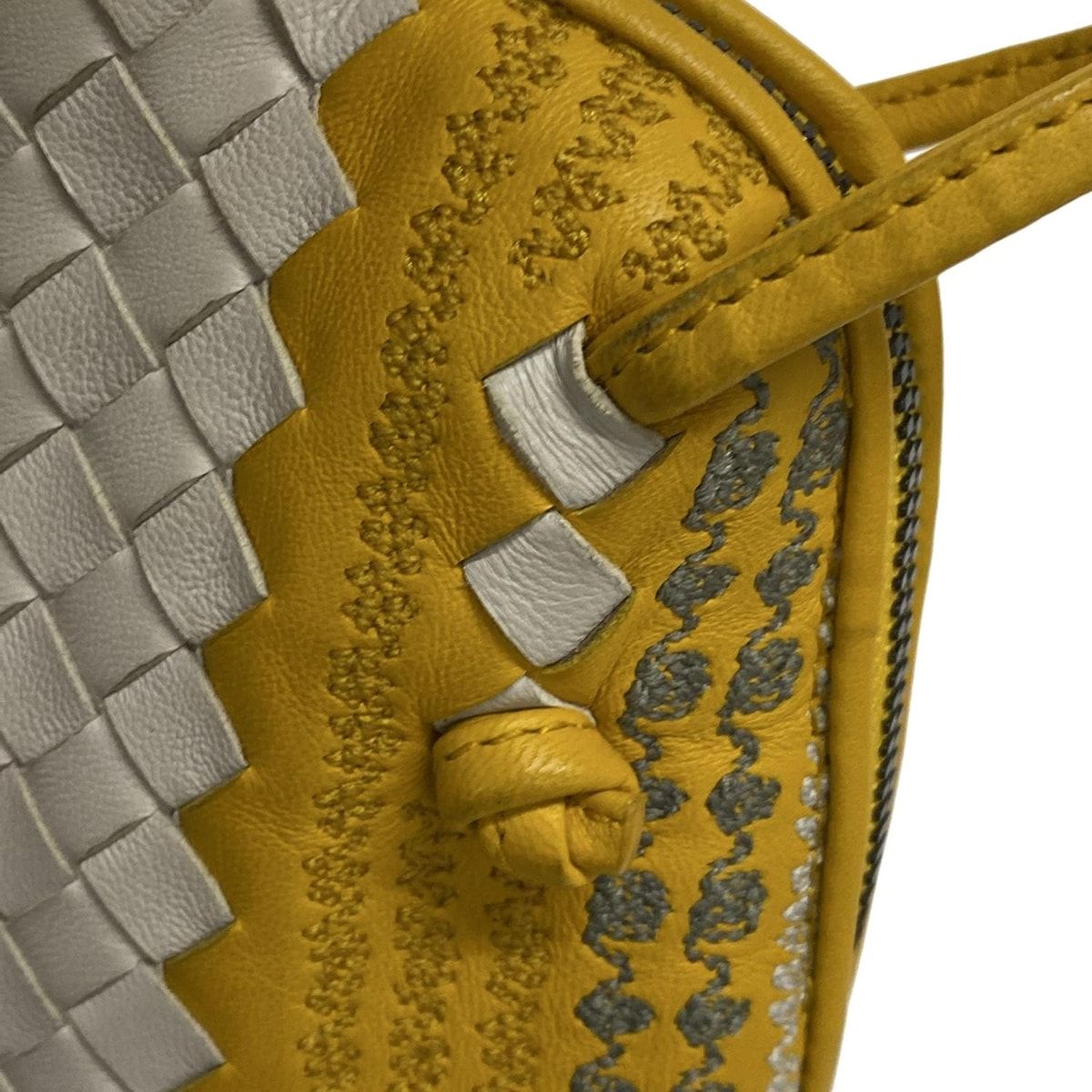 BOTTEGA VENETA(ボッテガヴェネタ) ショルダーバッグ ノディーニ