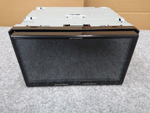 未使用品】 カロッツェリア AVIC-RZ822-D カーナビ 楽ナビ 7V型HD