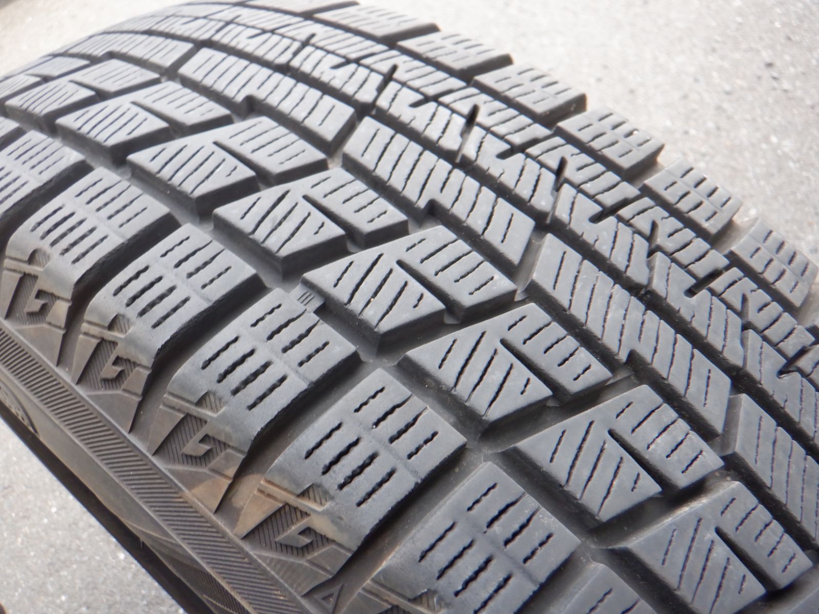 バリミゾ！　175/65R15  ヨコハマ　IG60  ホイール付き4本セット　特典付き　アクア　AQUA　トヨタ純正ホイール　スイフトなどにも　 バリミゾ！ 175/65R15 ヨコハマ IG60 ホイール付き4本セット 特典付き