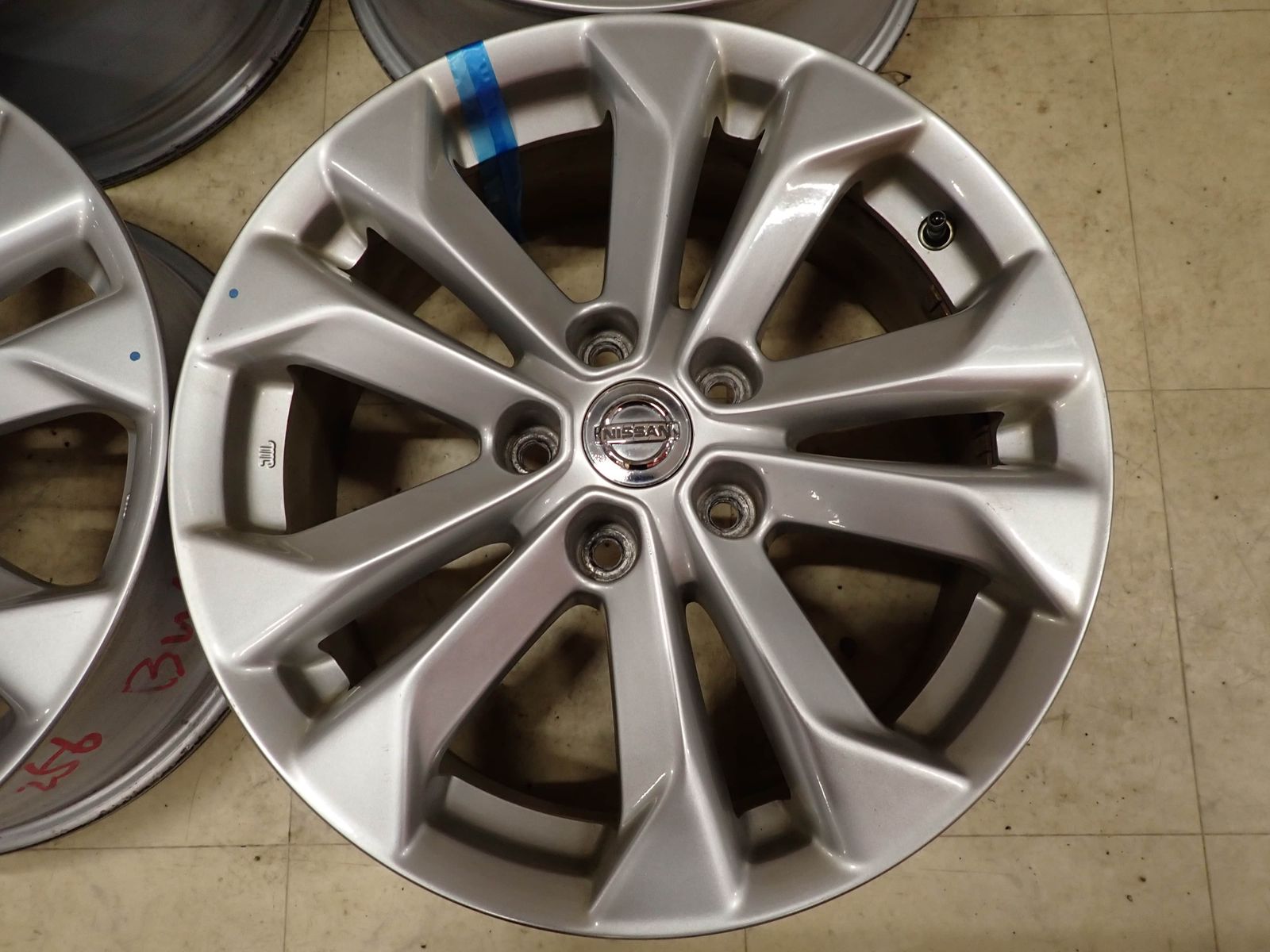 4本SET 会社宛 送料無料 17×7J 日産 エクストレイル T32系 純正 アルミ 