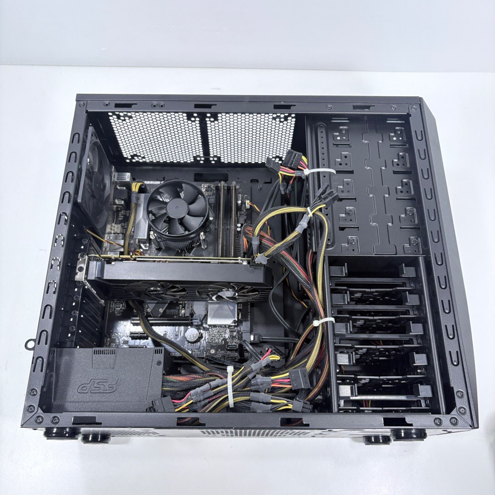 ゲーミングPC i7 8700 GTX1070Ti FPS快適 - メルカリ