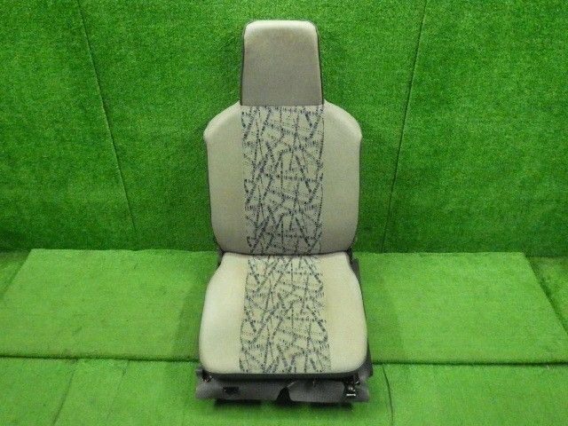 ミニキャブ V-U42T ドライバーシート 中古 V-U42T ミニキャブ ドライバーシート MR781105 「u42t MR781101