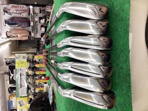 中古】 テーラーメイド ROCKET BLADEZ 8S アイアンセット IR TM7-113 
