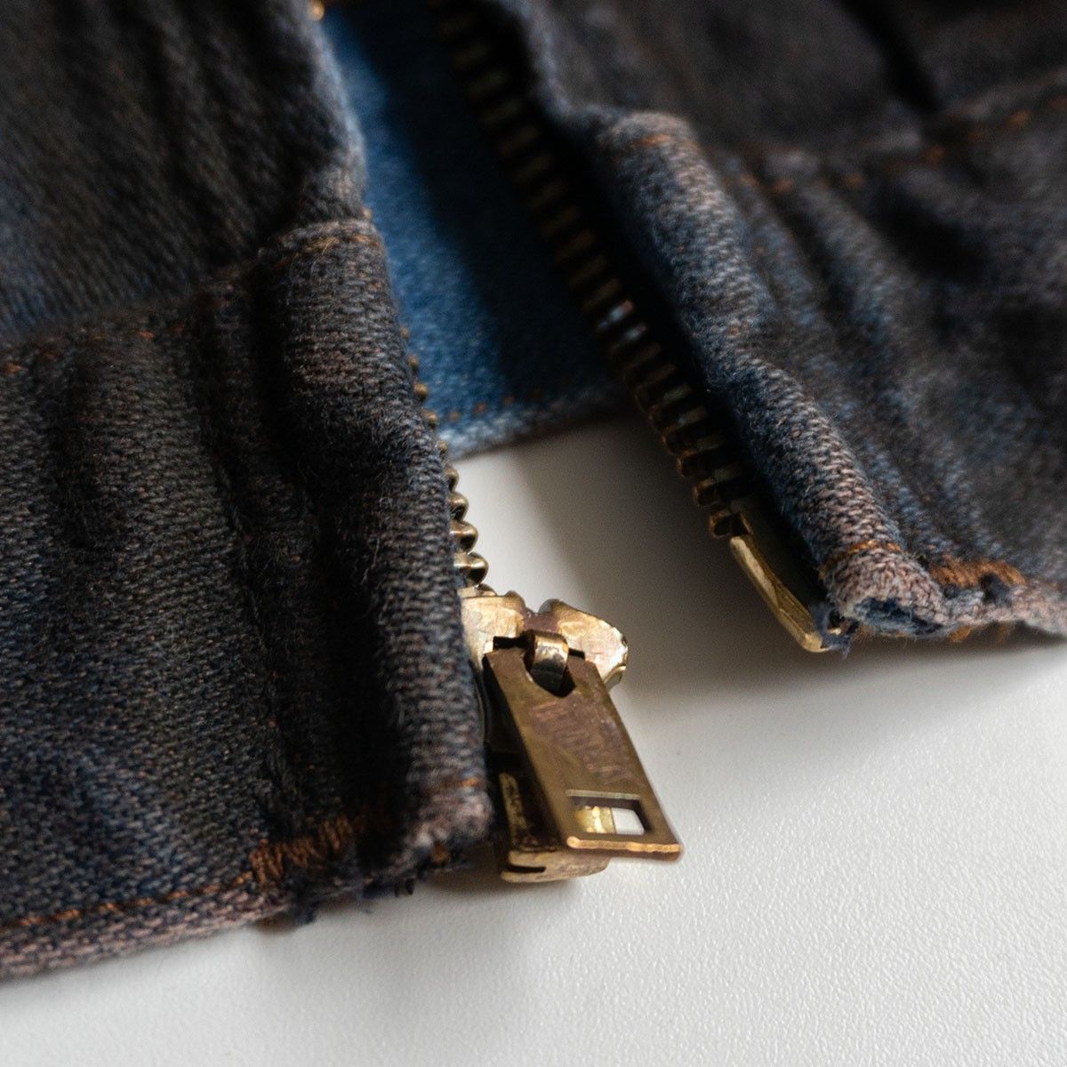 美品】ISAMU KATAYAMA BACKLASH【× Wrangler 袖レザー デニム