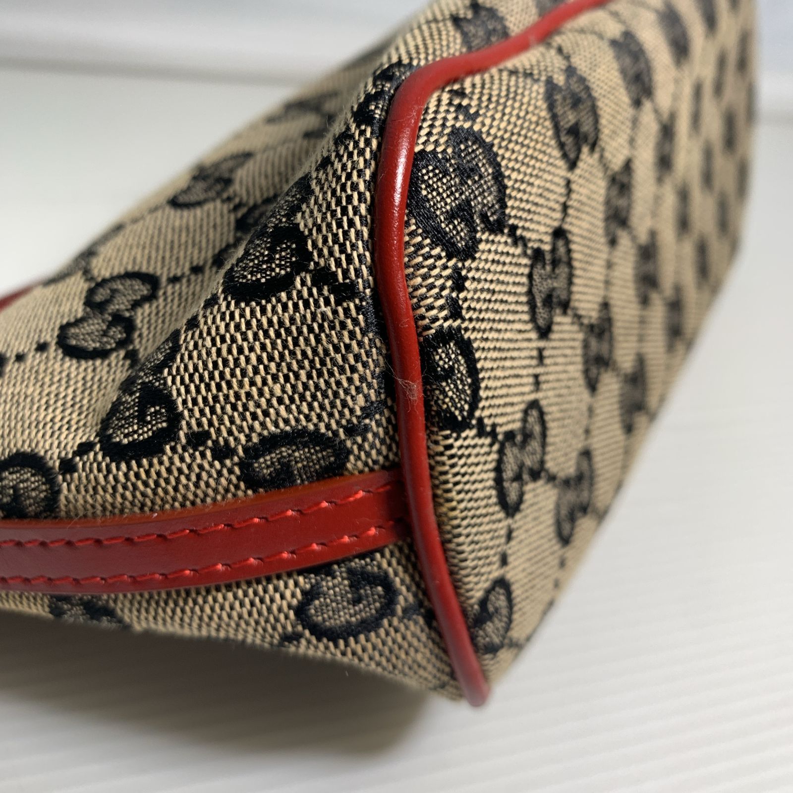 GUCCI グッチ GG柄 アクセサリーポーチ 039・11032123 ミニバッグ 