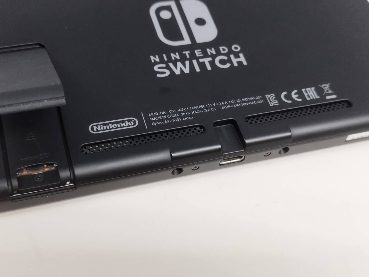 良品】Nintendo Switch 本体 HAC-001/2018年製 - メルカリ