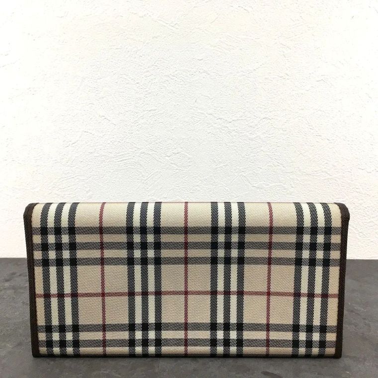 送料込み！ 極美品 BURBERRY 長財布 ノバチェック がま口 二つ折り財布