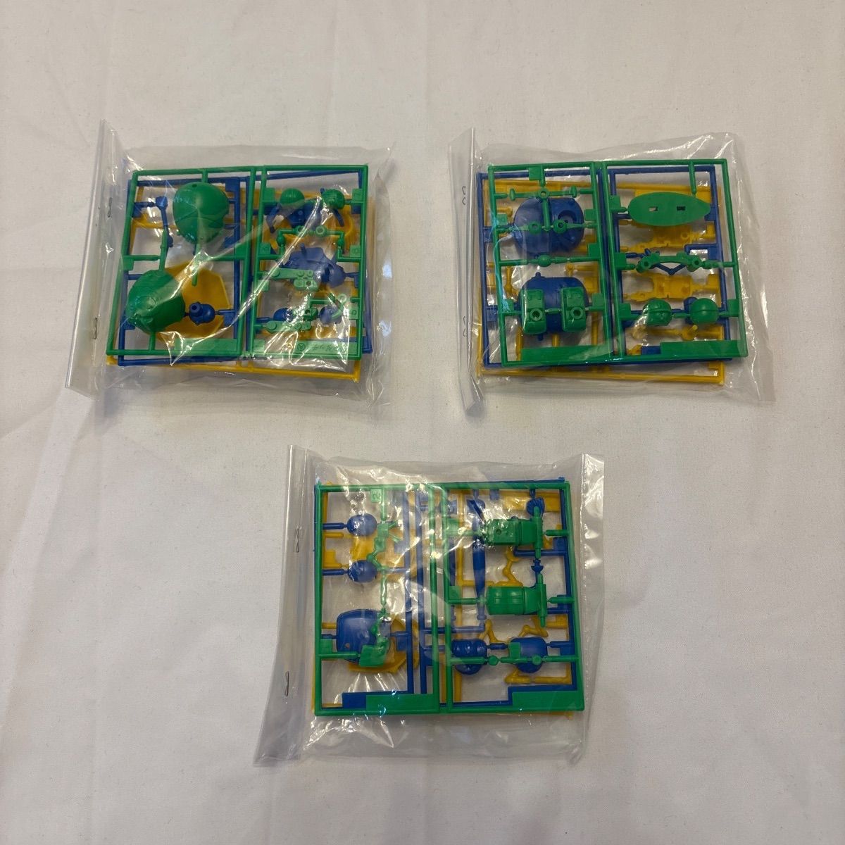未使用保管品】ロボダッチ キャンプ村 イマイ 当時物 未組立 箱付き