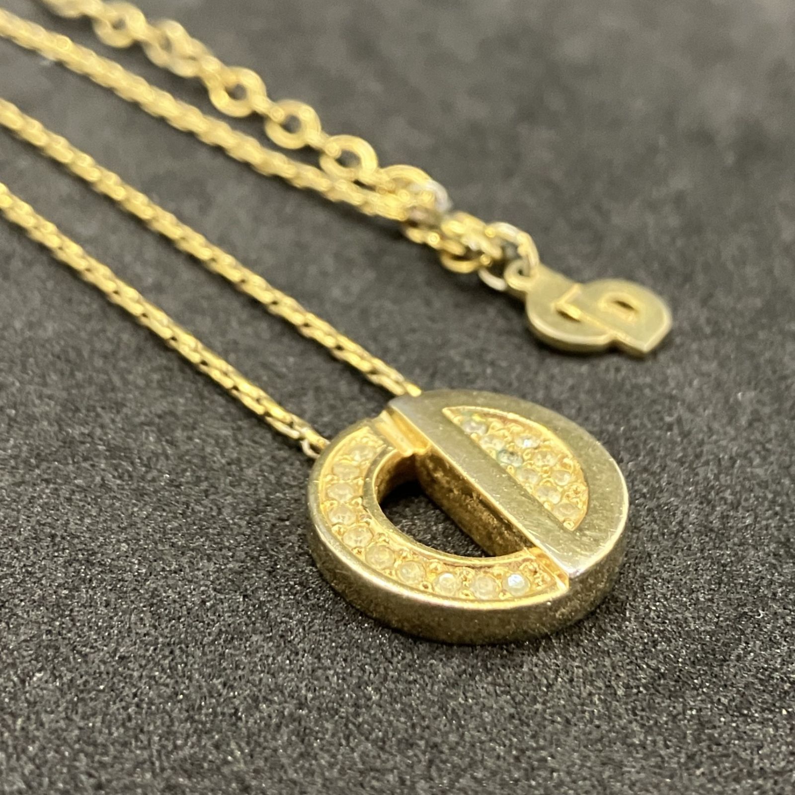 Christian Dior　ディオール　ネックレス　CDロゴ　ゴールド系　1567