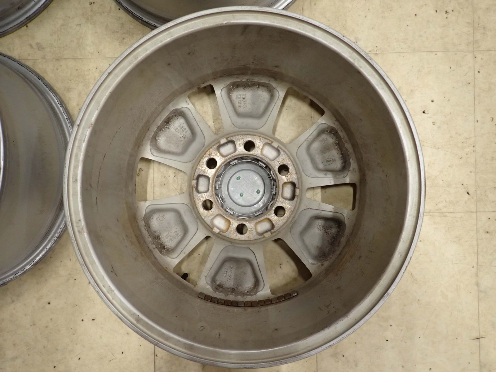 4本 会社宛 送料無料 17×7.5J トヨタ ハイラックス GUN125 純正 アルミ 