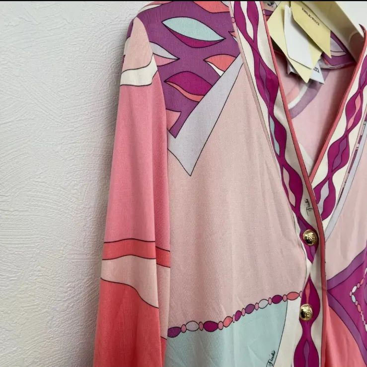 Emilio Pucci 総柄 長袖 ワンピース ピンク EMILIO PUCCI エミリオプッチ 総柄ワンピース 長袖 ピンク マルチ