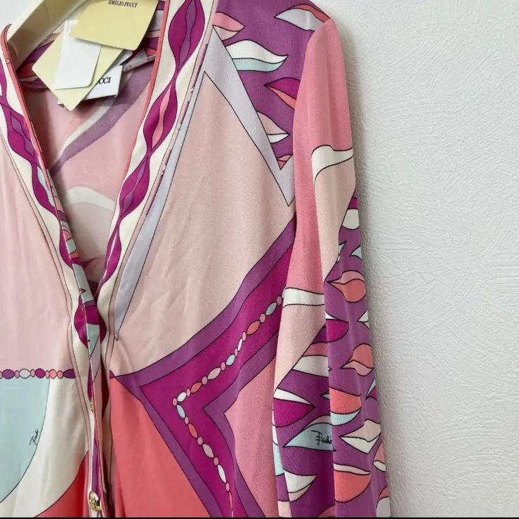 Emilio Pucci 総柄 長袖 ワンピース ピンク EMILIO PUCCI エミリオプッチ 総柄ワンピース 長袖 ピンク マルチ