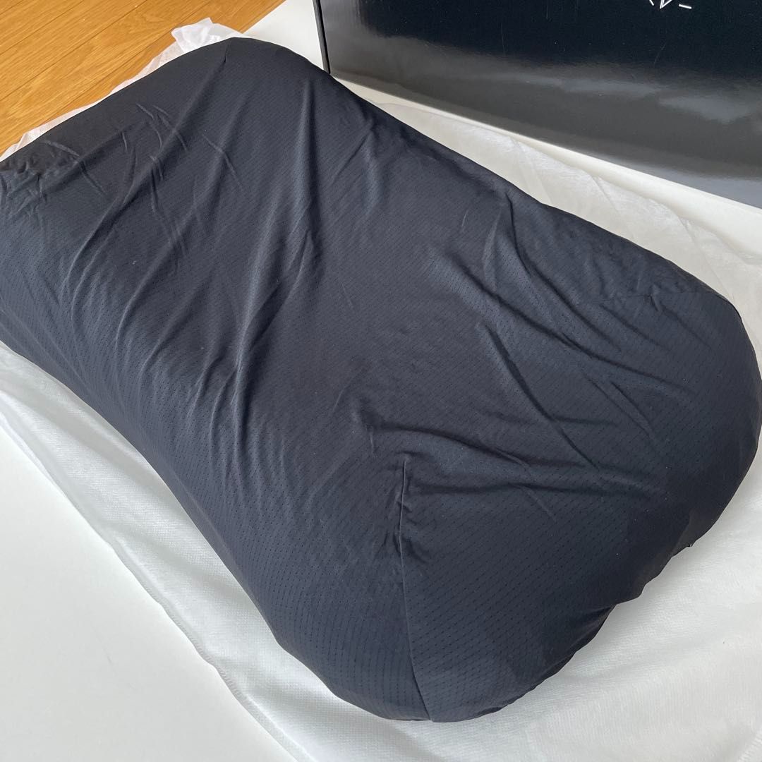 ヒツジのいらない枕 ～極柔ブラックレーベル～ HTG-002【未使用/外箱