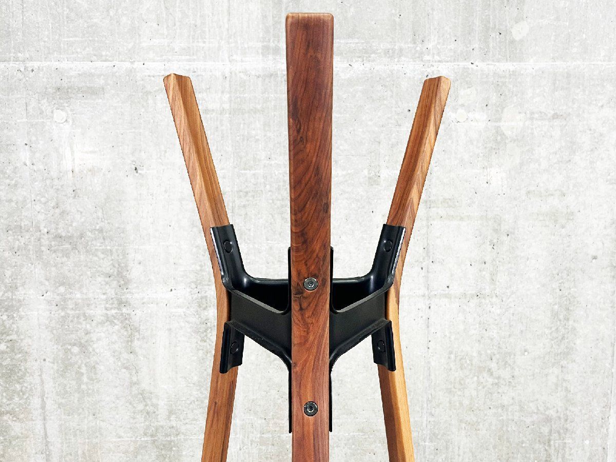 MAGIS / マジス STEELWOOD COATSTAND / スチールウッド コートスタンド ウォルナット ロナン&エルワン・ブルレック スティールウッド MAGIS / マジス STEELWOOD COATSTAND / スチールウッド コートスタンド ウォルナット ロナン&エルワン・ブルレック スティールウッド