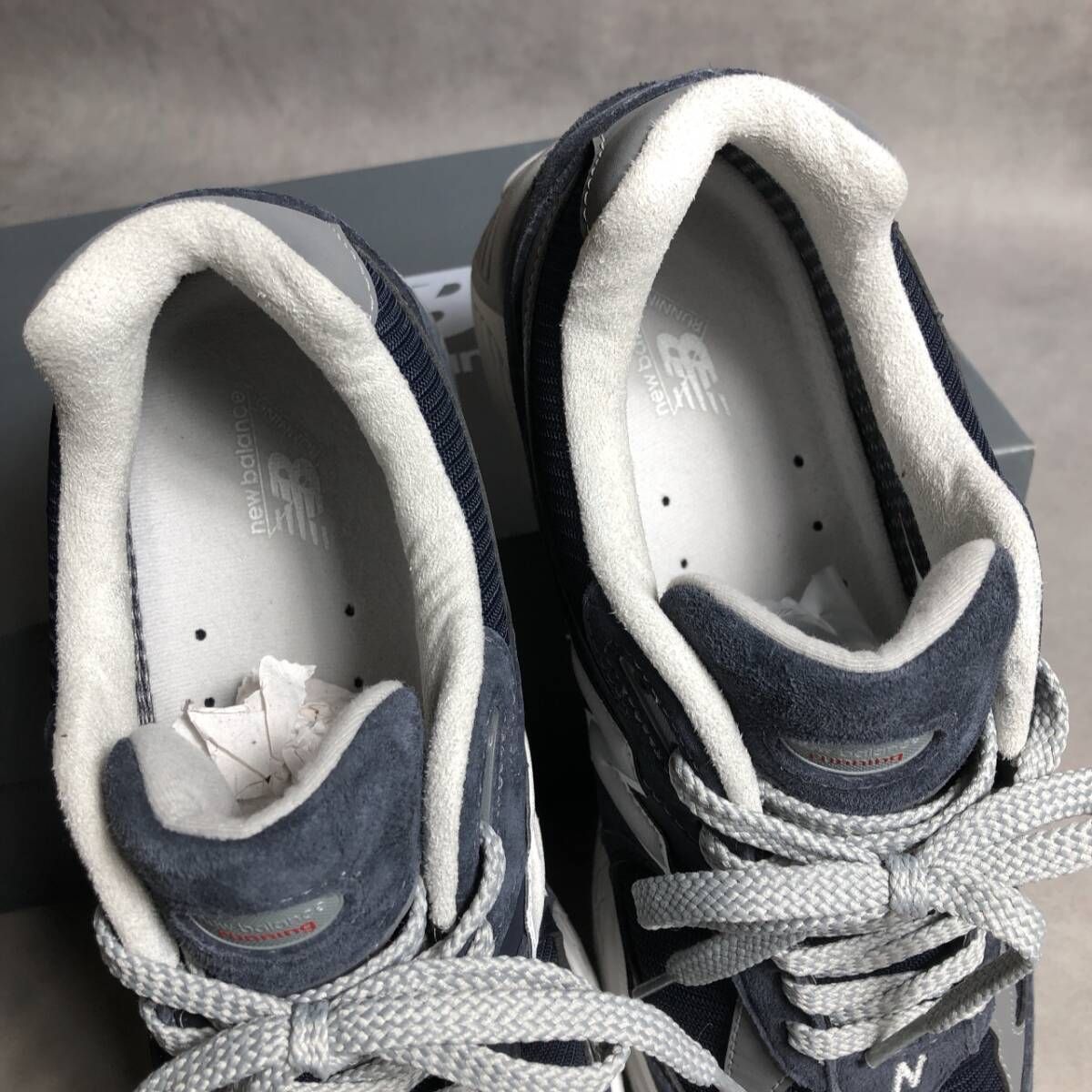 PQ307◇new balance : M2002RXK GORE-TEX◇27.5cm◇ネイビー系 美品 