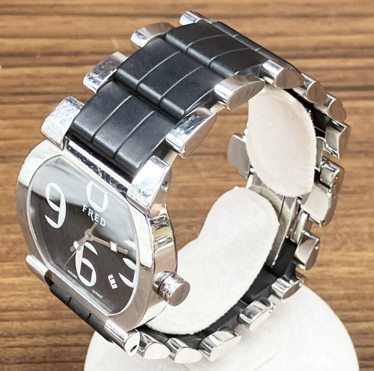 FRED フレッド FD014110 RM6796 アナログ クォーツ 黒文字盤 腕時計 