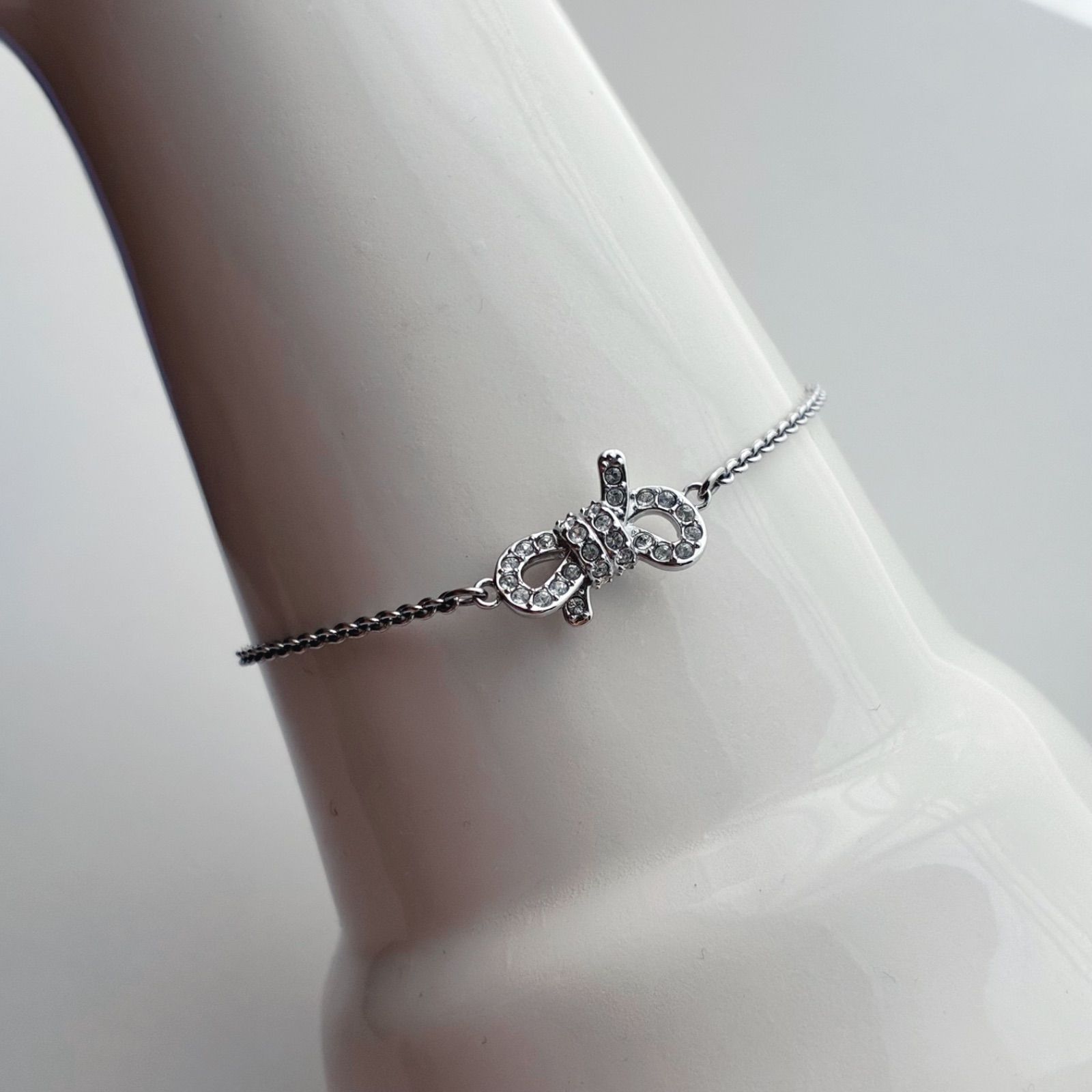 箱付き】 SWAROVSKI スワロフスキー Lifelong Bow ブレスレット リボン 