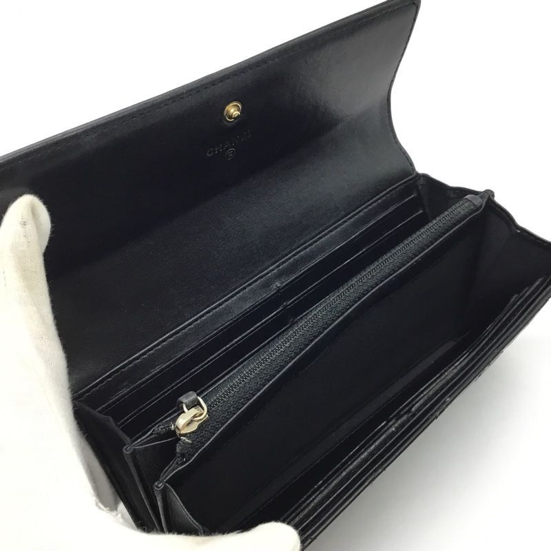 CHANEL【シャネル】二つ折り長財布 A80286 ロングフラップ エナメル