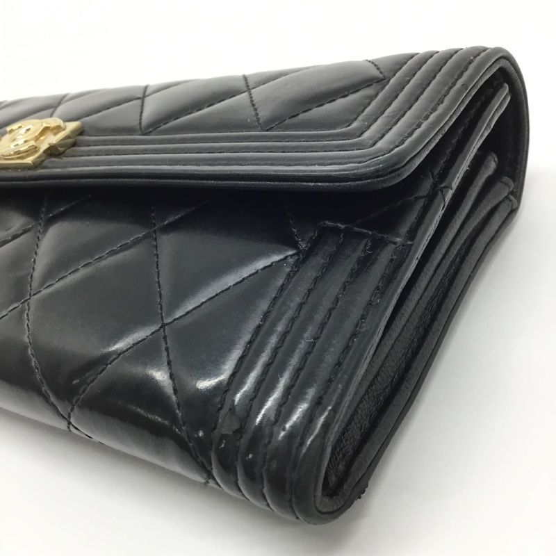 CHANEL【シャネル】二つ折り長財布 A80286 ロングフラップ エナメル