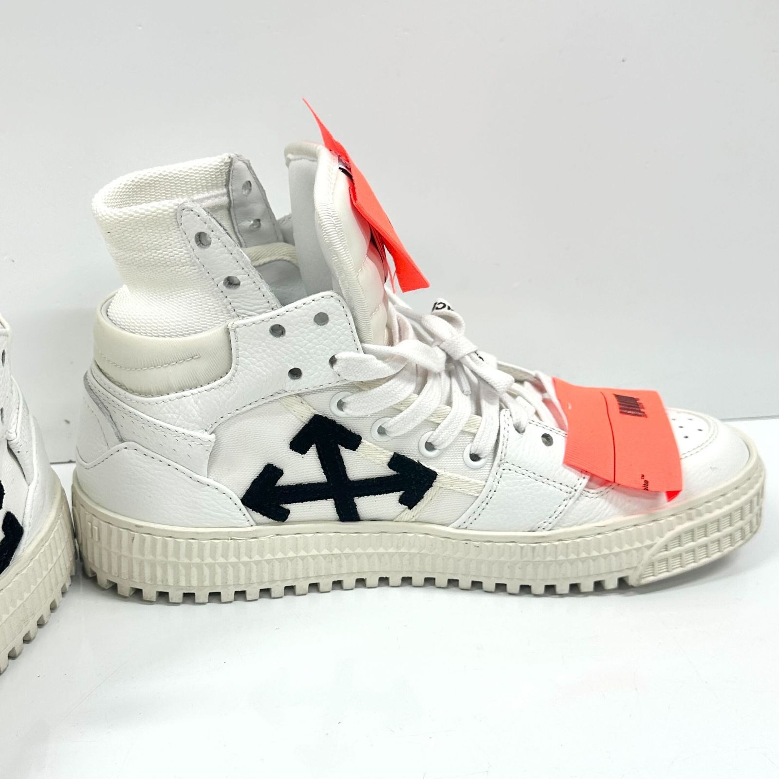 Off-White ハイカットスニーカー 3.0 OFF COURT LEATHER ホワイト 37 