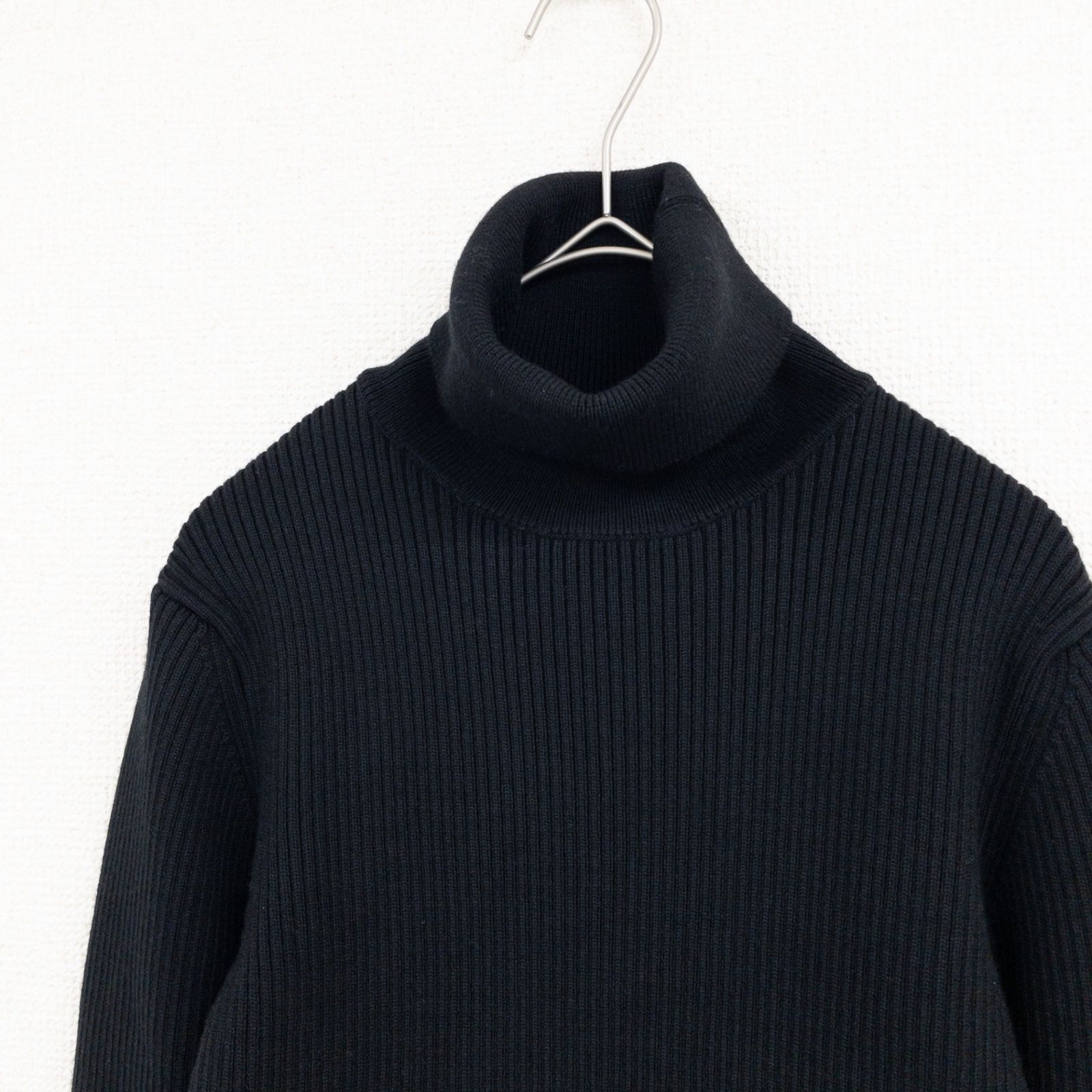 PATOU パトゥ リブニットトップス タートルネック ハイネック ロゴ ウール ナイロン ブラック トルコ製 レディース XS b00941 PATOU パトゥ リブニットトップス タートルネック ハイネック ロゴ