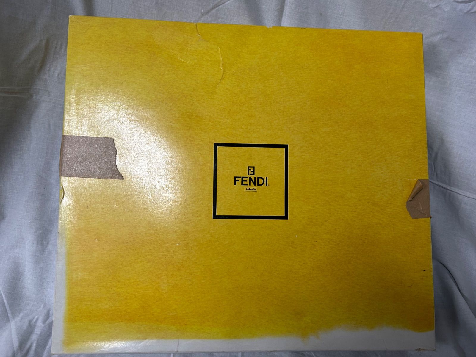 FENDI フェンディ タオルケット 未使用 ズッカ FF柄 箱あり 【公式通販】