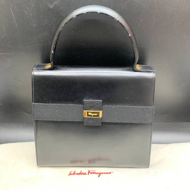 O429 Salvatore Ferragamo（サルヴァトーレ・フェラガモ）ハンドバッグ