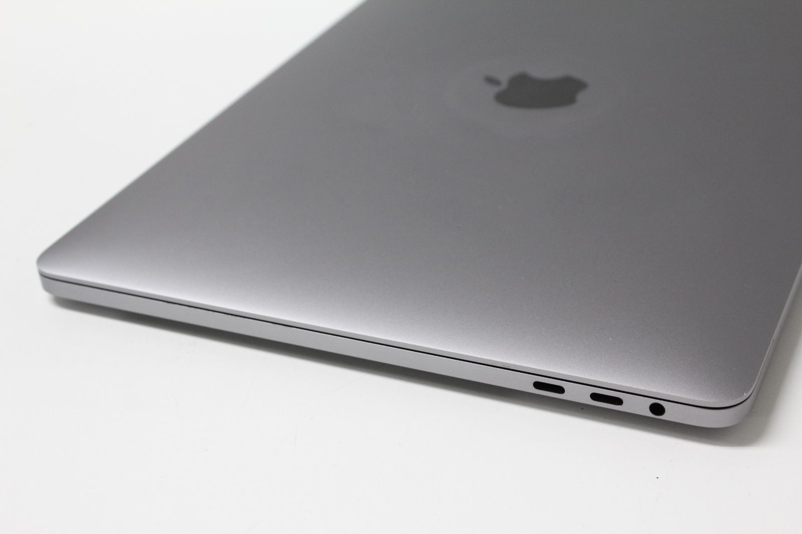 MacBook Pro（13インチ,2017,Thunderbolt 3ポートx 4）256GB/16GB 