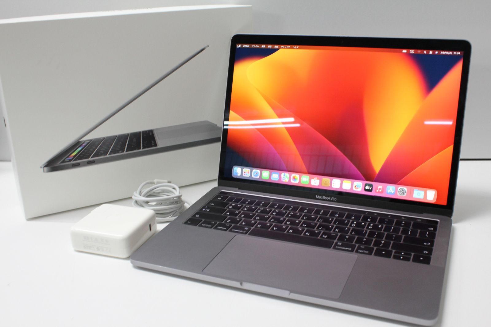 MacBook Pro（13インチ,2017,Thunderbolt 3ポートx 4）256GB/16GB 