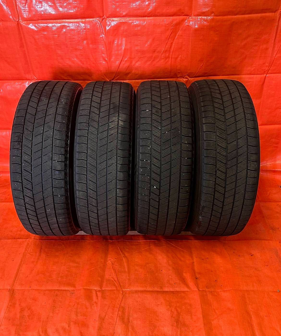 ブリヂストン VRX3 215/60R17 2021年製 スタッドレス 4本 アルミ付 