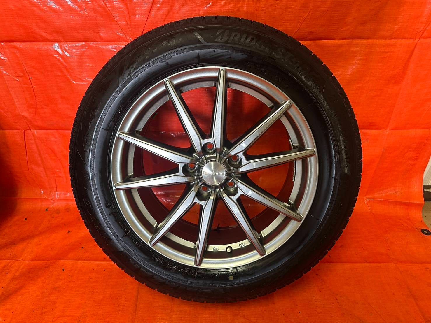 ブリヂストン VRX3 215/60R17 2021年製 スタッドレス 4本 アルミ付 
