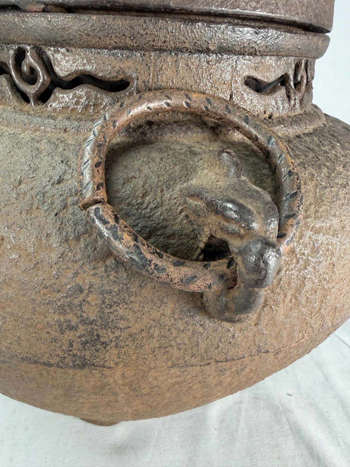 茶道具】龍敏堂造 荒肌鬼面鉄風炉 風炉釜 茶釜 釜422 - メルカリ