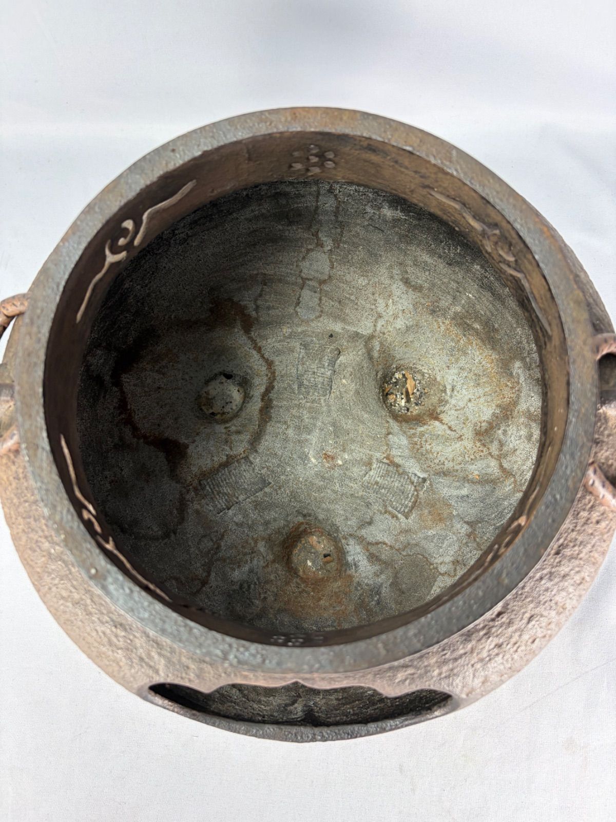 茶道具】龍敏堂造 荒肌鬼面鉄風炉 風炉釜 茶釜 釜422 - メルカリ