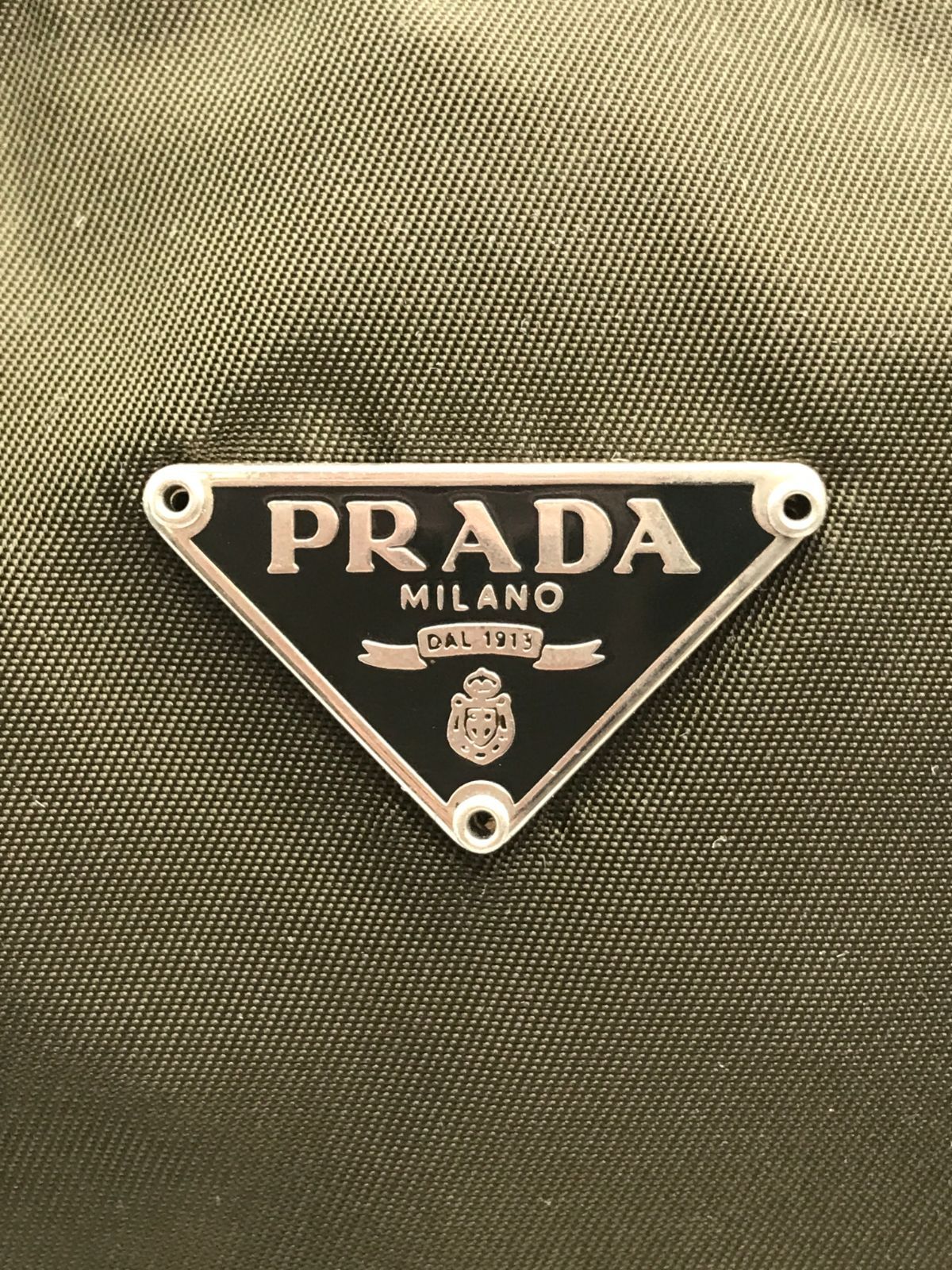 PRADA プラダ ポーチ テスートナイロン 三角ロゴ カーキ系 5596 - メルカリ