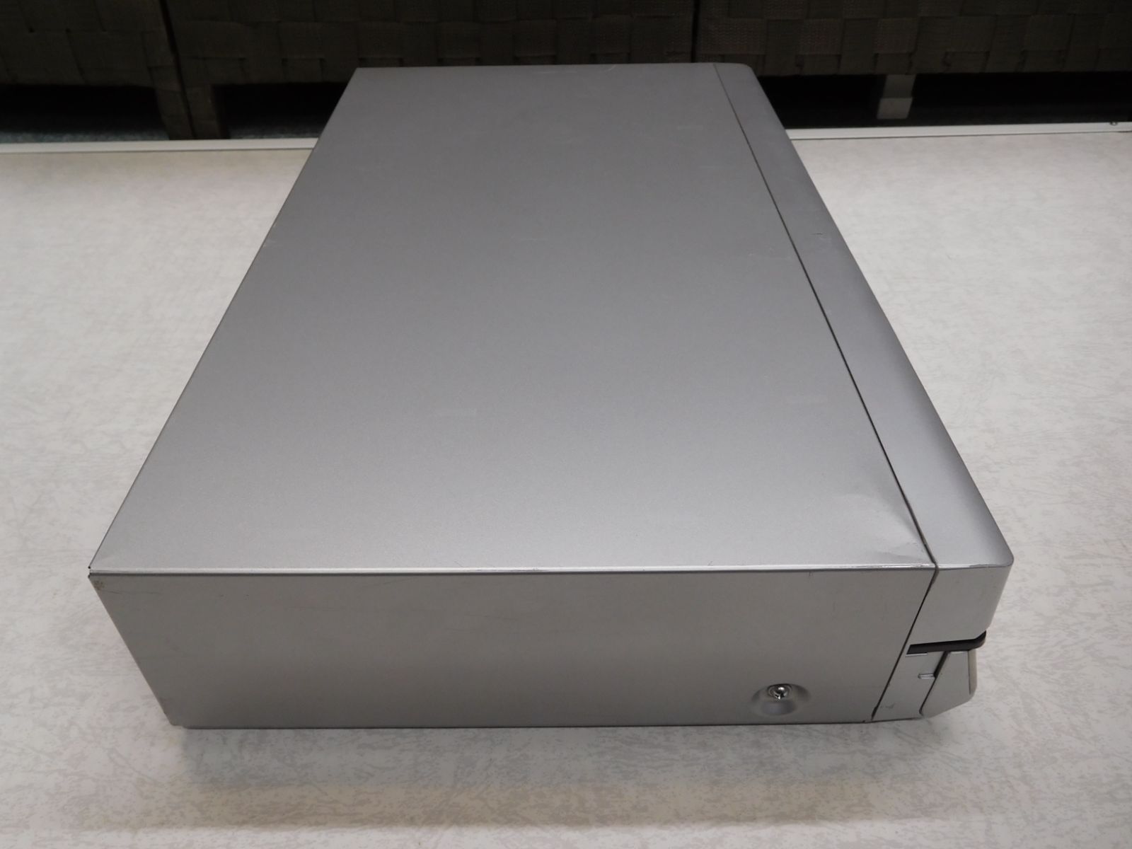 Panasonic/パナソニック S-VHSビデオデッキ NV-SV150B-S 2004年製 