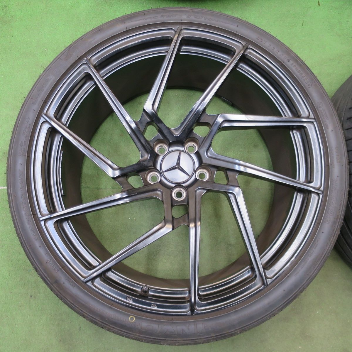 バリ溝！25年！ほぼ10分☆ベンツ 等 T&T FORGED 245/35R21 285/30R21 