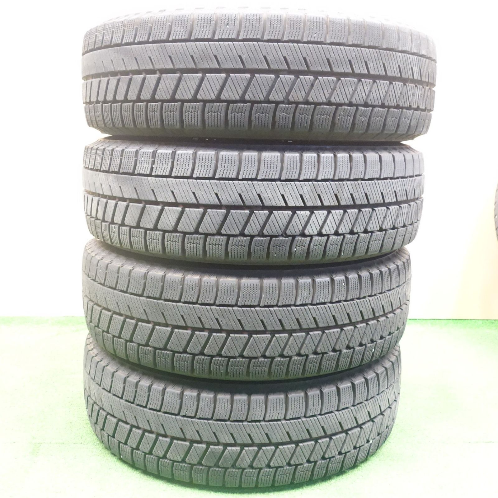 バリ溝！8.5分☆スタッドレス 155/65R13 ブリヂストン ブリザック VRX3 