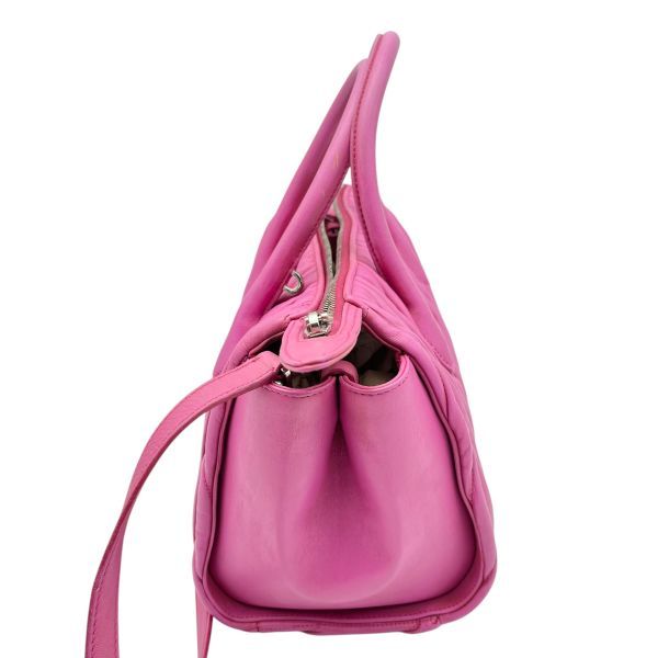 ○ ミュウミュウ MIU MIU ハンドバッグ キルティングデザイン 