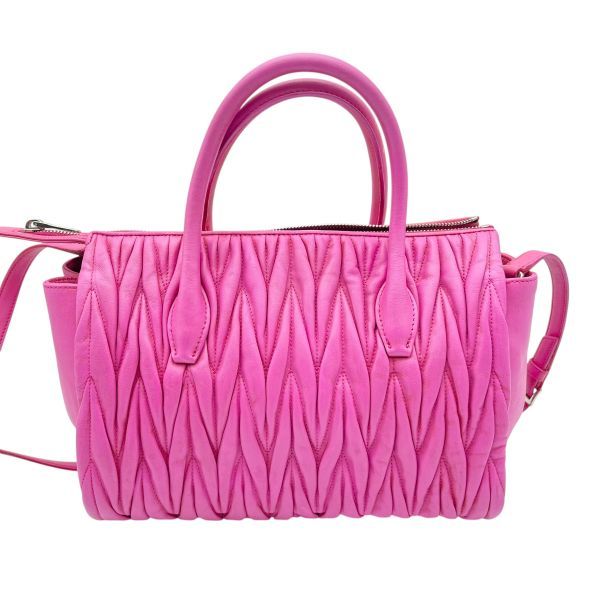 ○ ミュウミュウ MIU MIU ハンドバッグ キルティングデザイン 