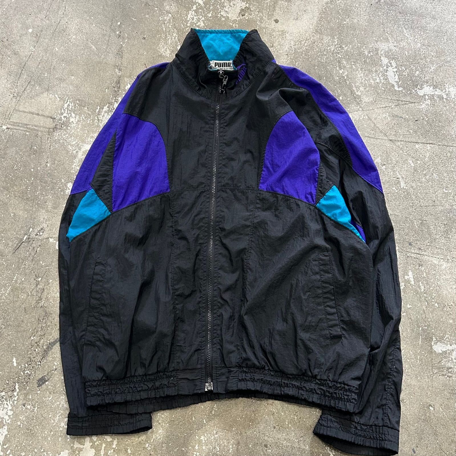 90s PUMA nylon jacket プーマ ナイロンジャケット 古着 Mサイズ 