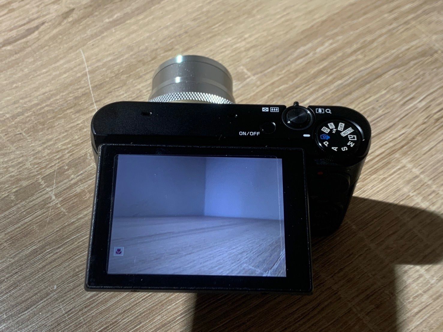 9589 Casio EXILIM EX-ZR4100 ブラック デジカメ 動作確認済み 極美品 