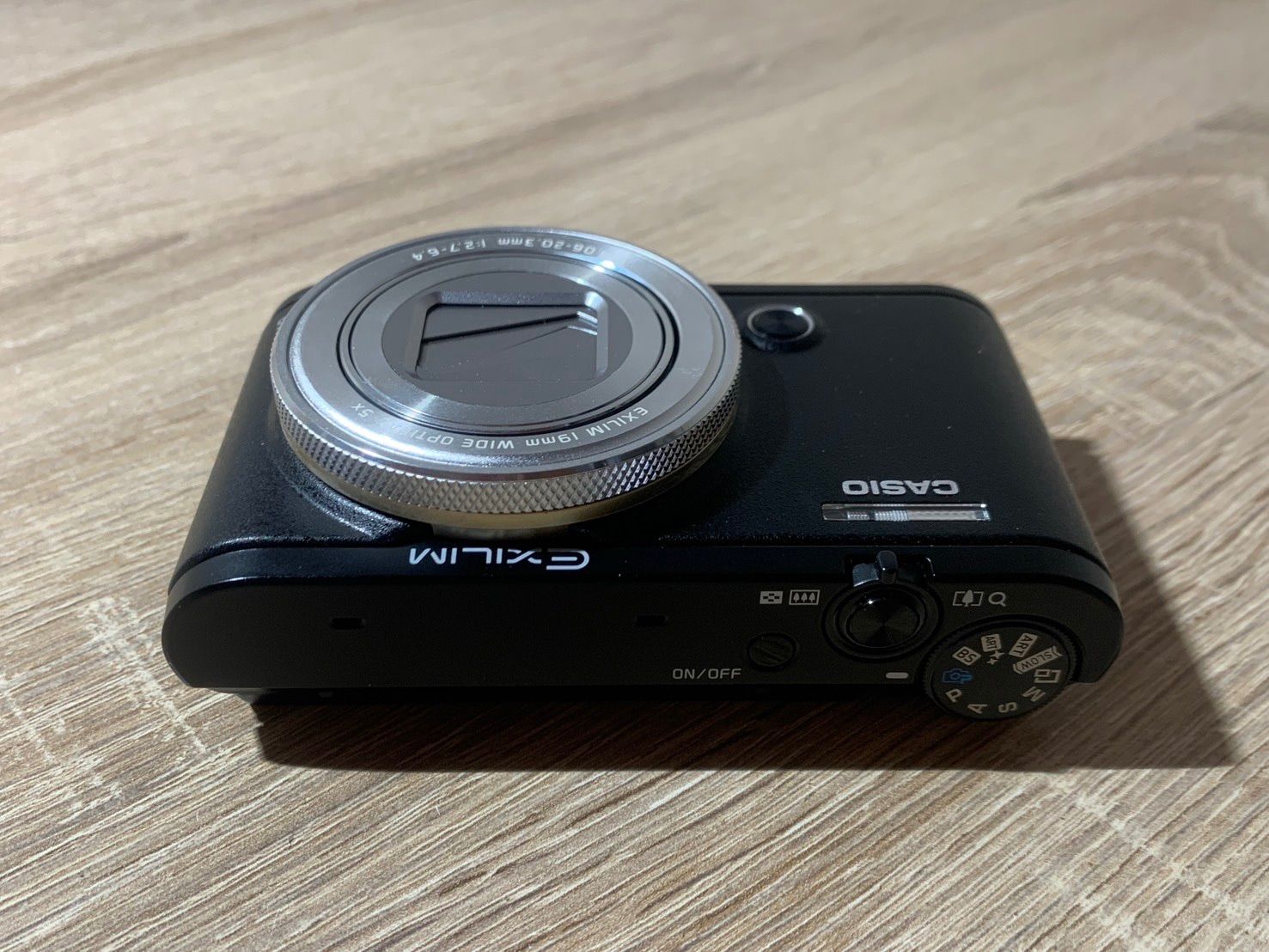 9589 Casio EXILIM EX-ZR4100 ブラック デジカメ 動作確認済み 極美品 