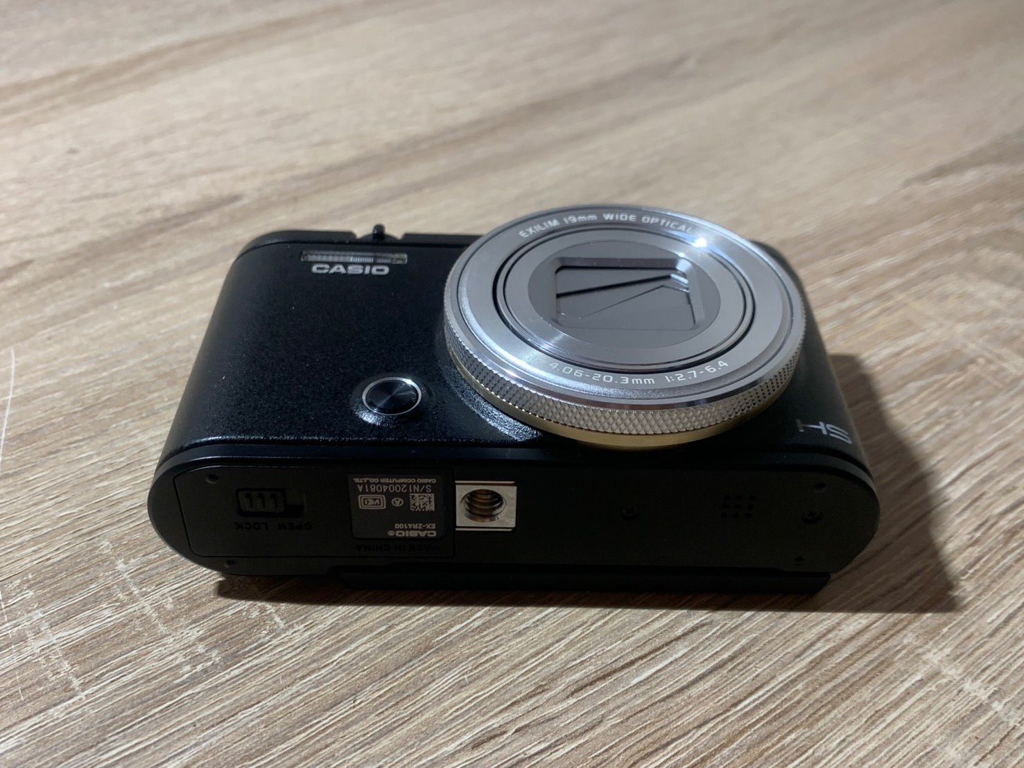 9589 Casio EXILIM EX-ZR4100 ブラック デジカメ 動作確認済み 極美品 